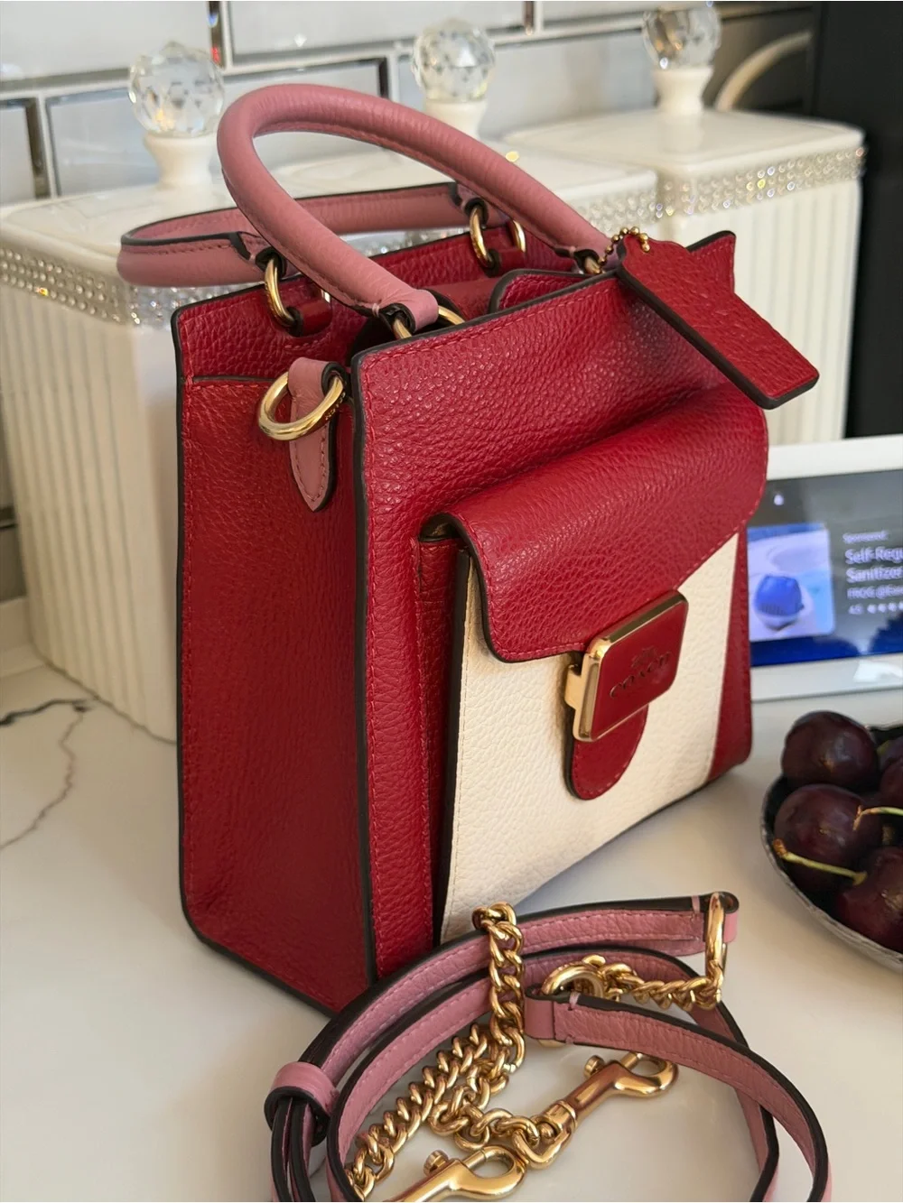 Beautiful Coach mini bag - Picture 5 of 16